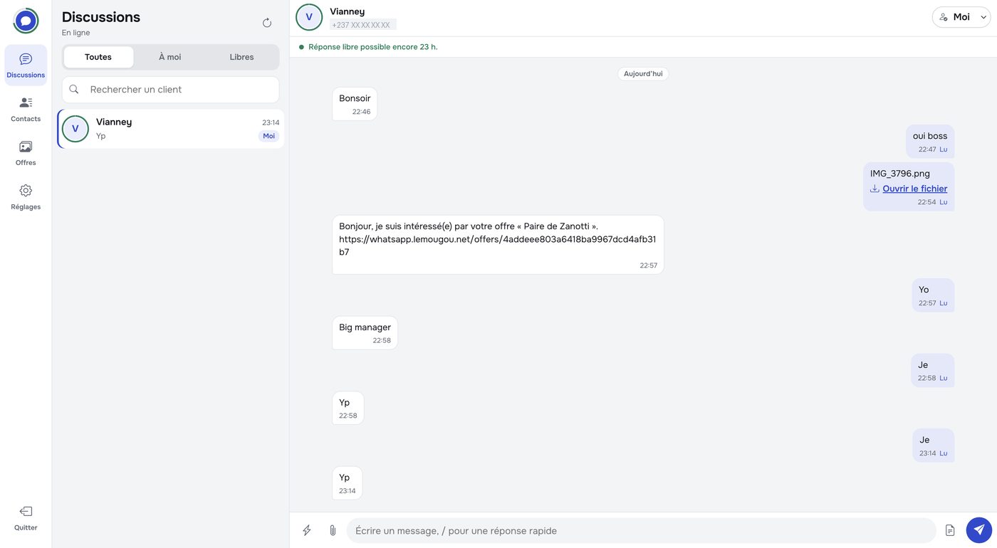 Interface de discussions WhatsCRM avec la liste des clients et le fil de conversation